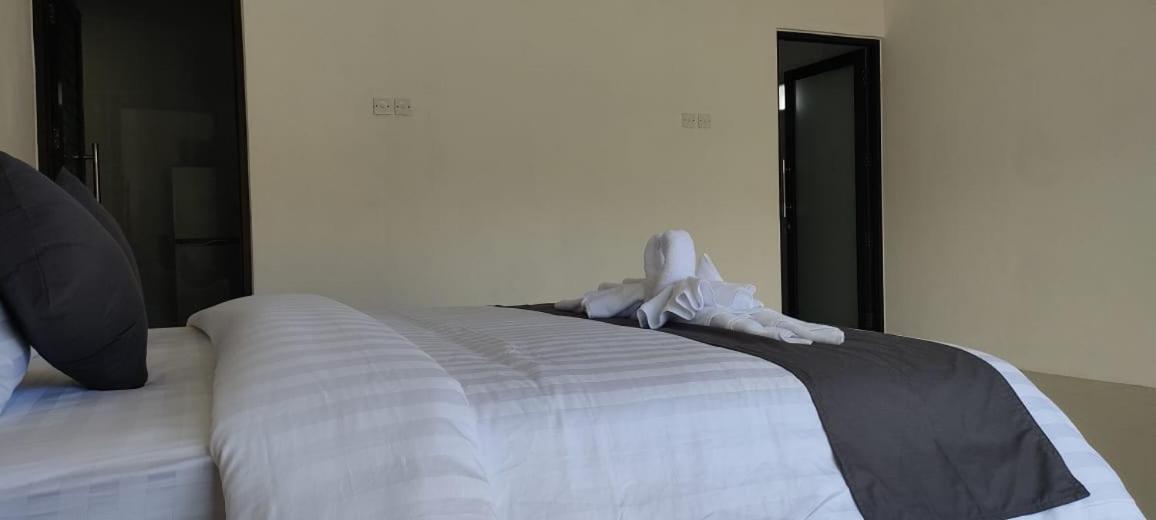 Amed Yudhadewata Hotel Bagian luar foto