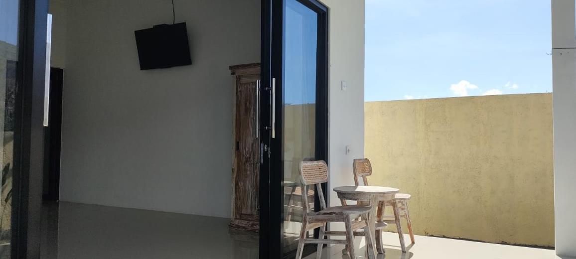 Amed Yudhadewata Hotel Bagian luar foto