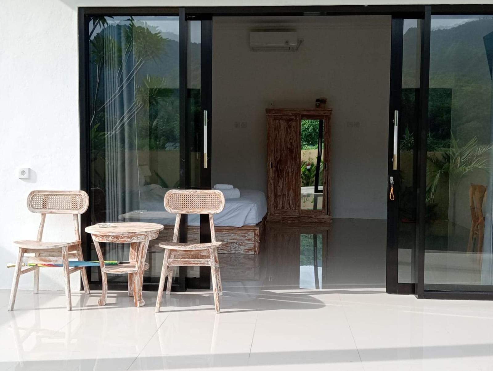 Amed Yudhadewata Hotel Bagian luar foto